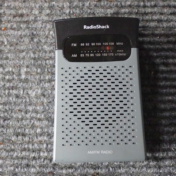 Radio Shack | Portable Audio & Video | Vintage Radio Shack Amfm Pocket ...
